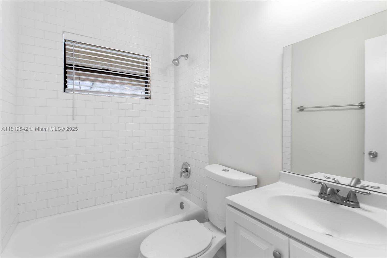 MIRAMAR SEC 11 - Residential