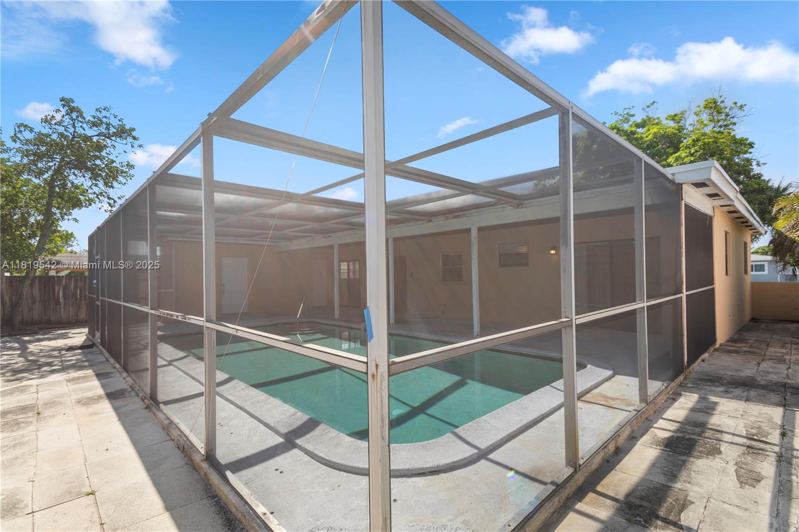 MIRAMAR SEC 11 - Residential