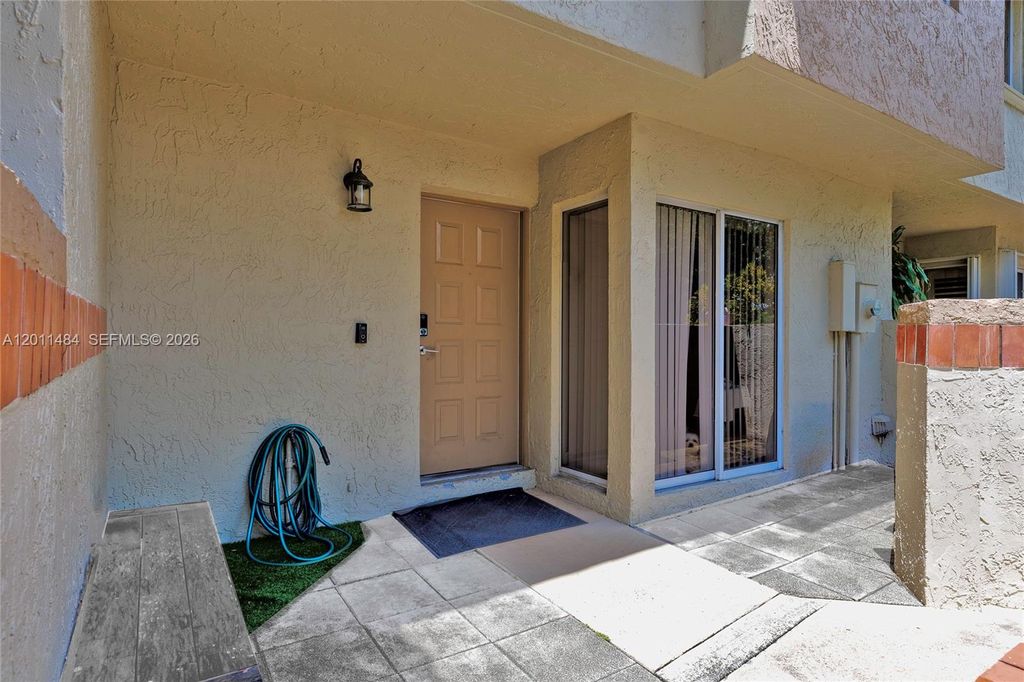 Photo of 7874 NW 7th Ct, Plantation, FL 33324 (MLS # A12011484)