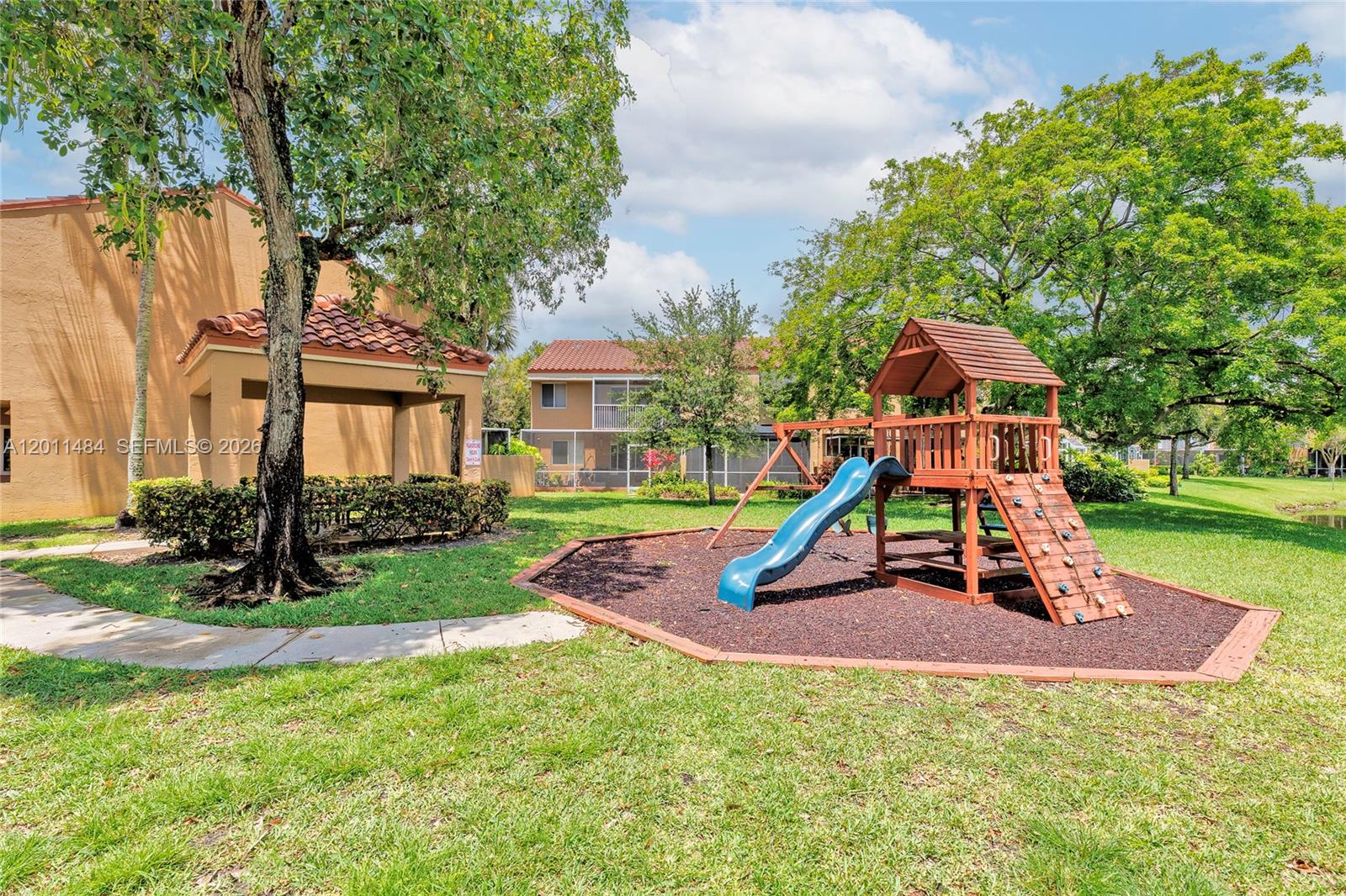 JACARANDA PARCEL 480 - Residential