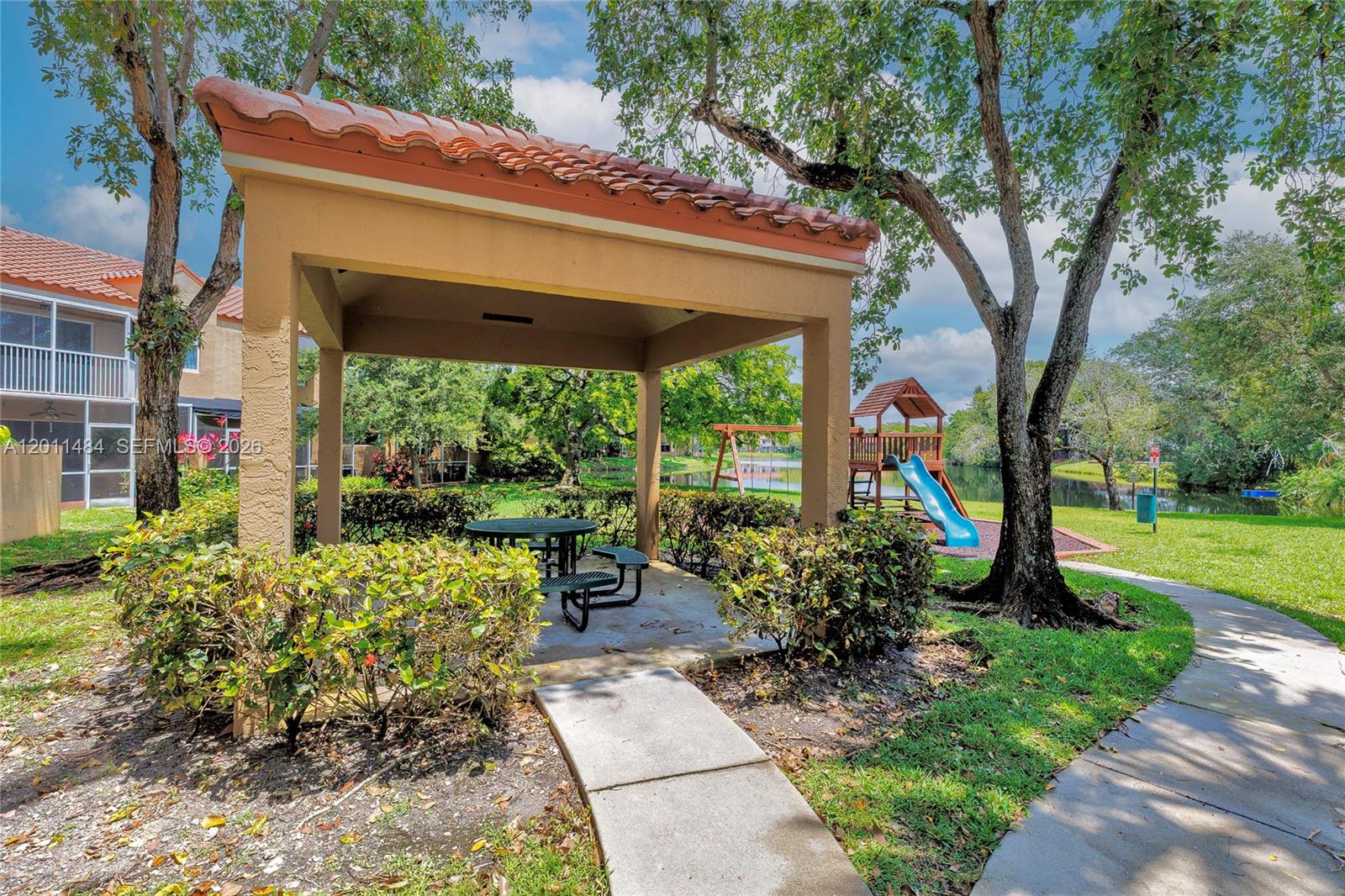 JACARANDA PARCEL 480 - Residential