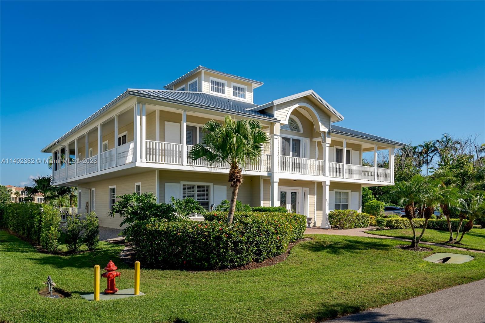 HIDEAWAY BEACH ASSOCIATION - Residential