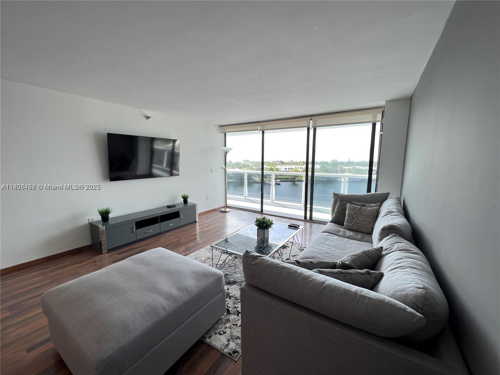 20515 E Country Club Dr 645
