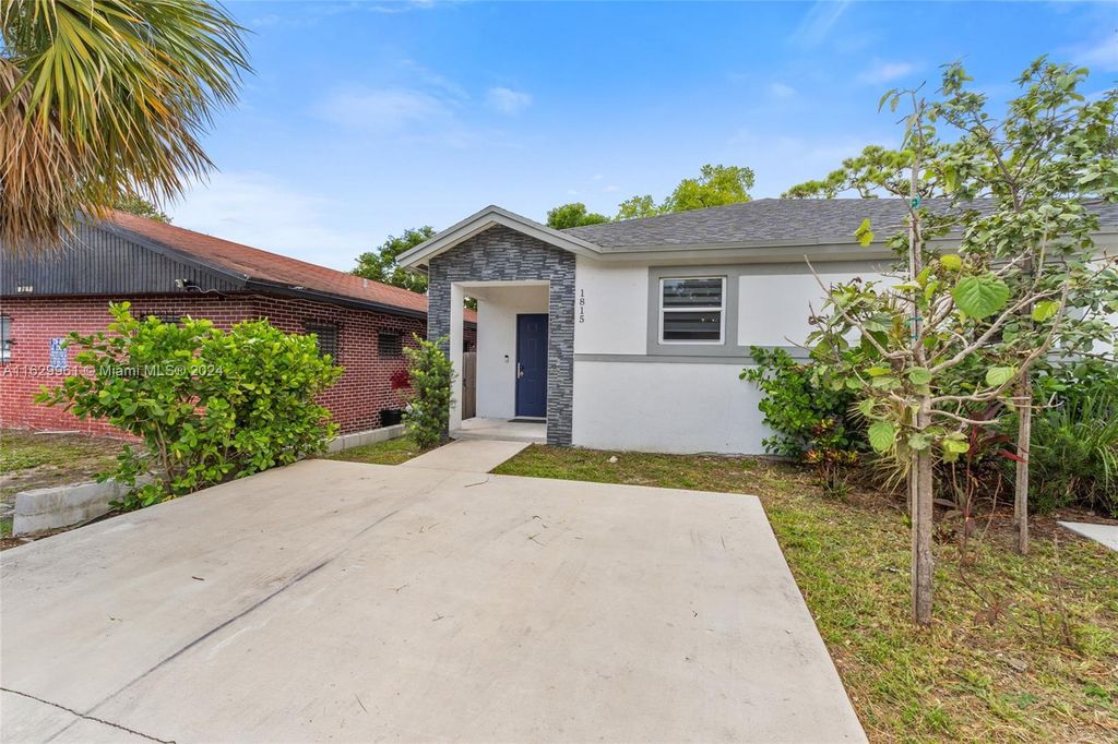 Photo of 1815 NW 9th St, Fort Lauderdale, FL 33311 (MLS # A11629961)