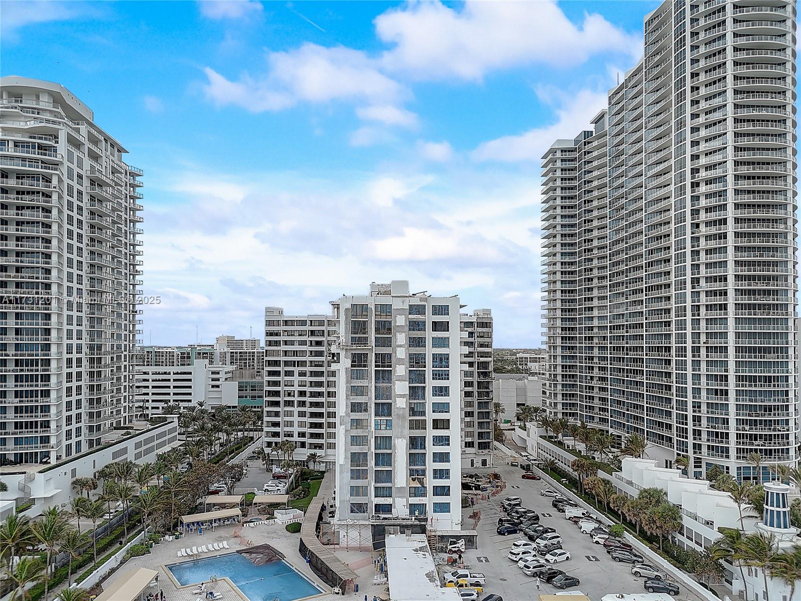 ALEXANDER TOWERS CONDO - Residential