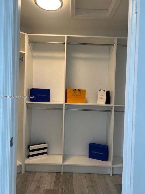 AMERITRAIL SECTION III - Residential Lease