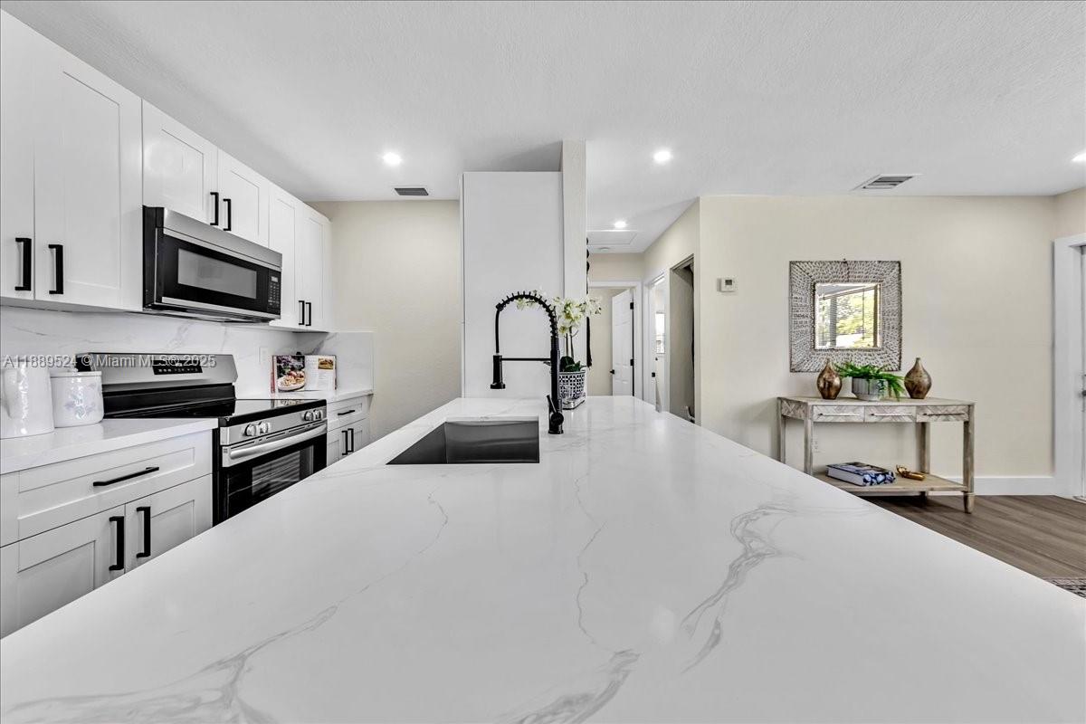 RIVERDALE ESTATES SEC 2 - Residential
