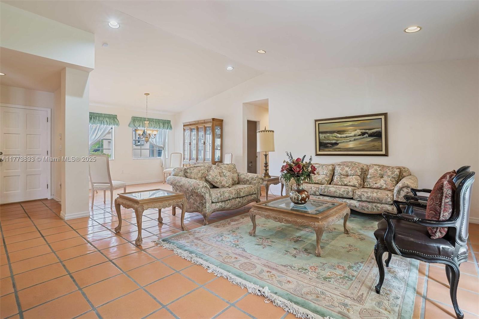 MIRELDA ESTATES - Residential