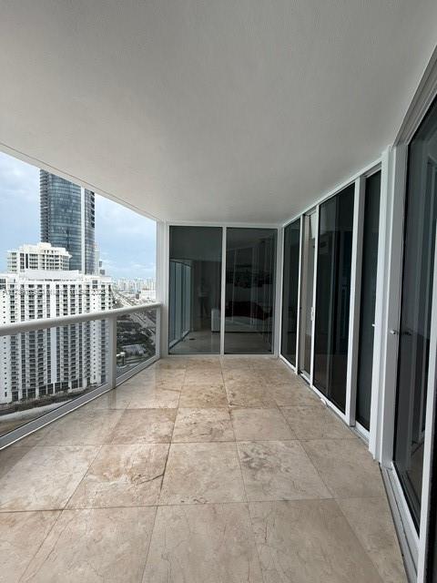 18911 Collins Ave 2804