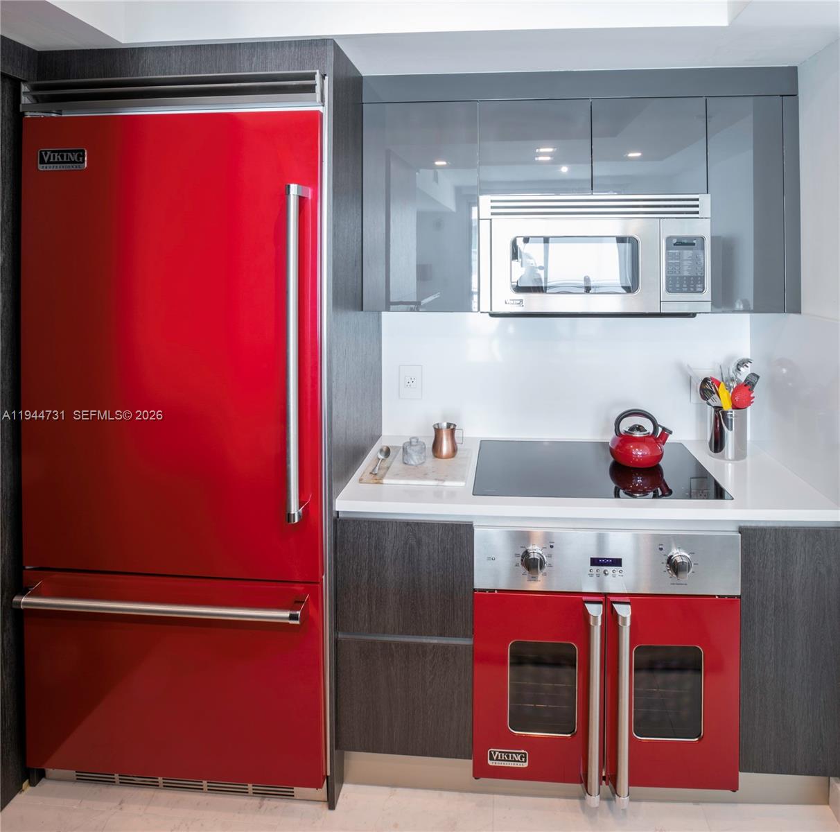 THE COSMOPOLITAN RESIDENC - Residential