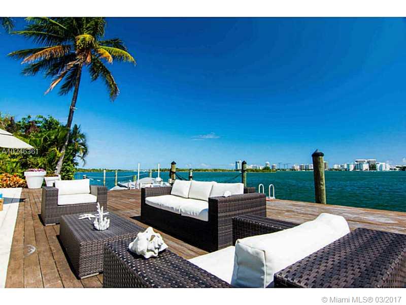 27 28 52 42 KEYSTONE ISLA - Residential