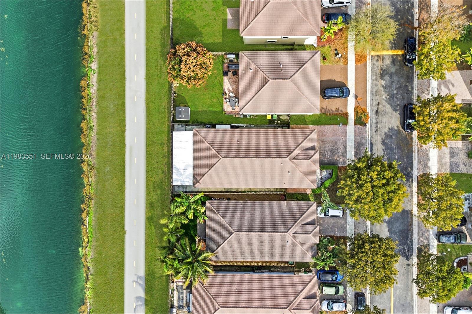 ATLANTIS AT OASIS - Residential