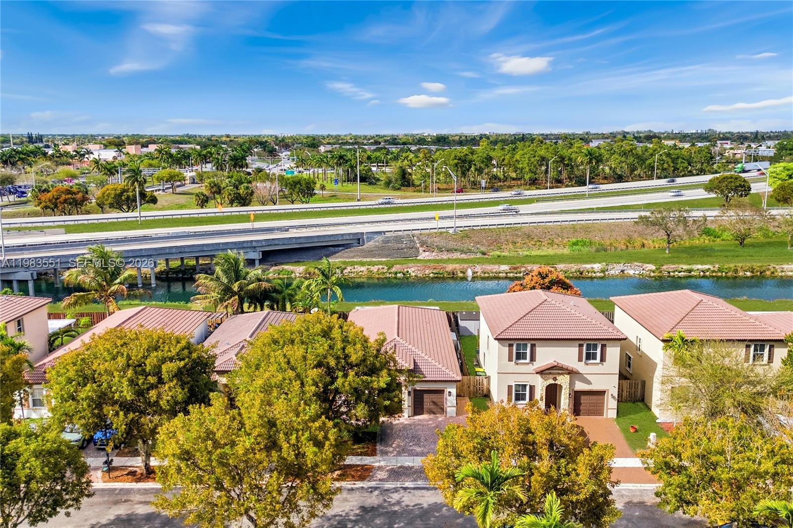 ATLANTIS AT OASIS - Residential