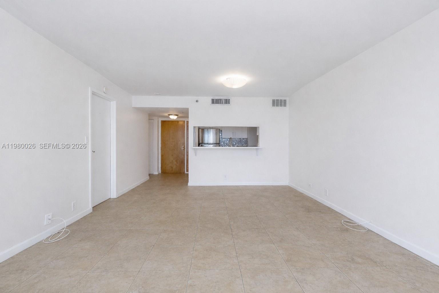 THE GRANDVIEW PALACE COND - Residential Lease