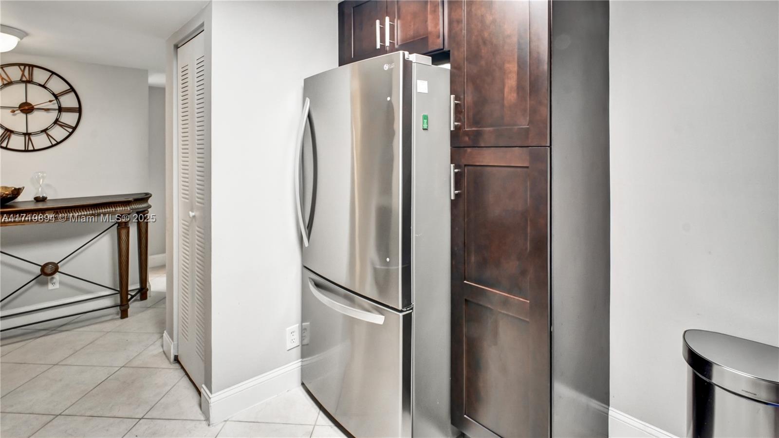 SAXON WOODS NORTH CONDO - Residential