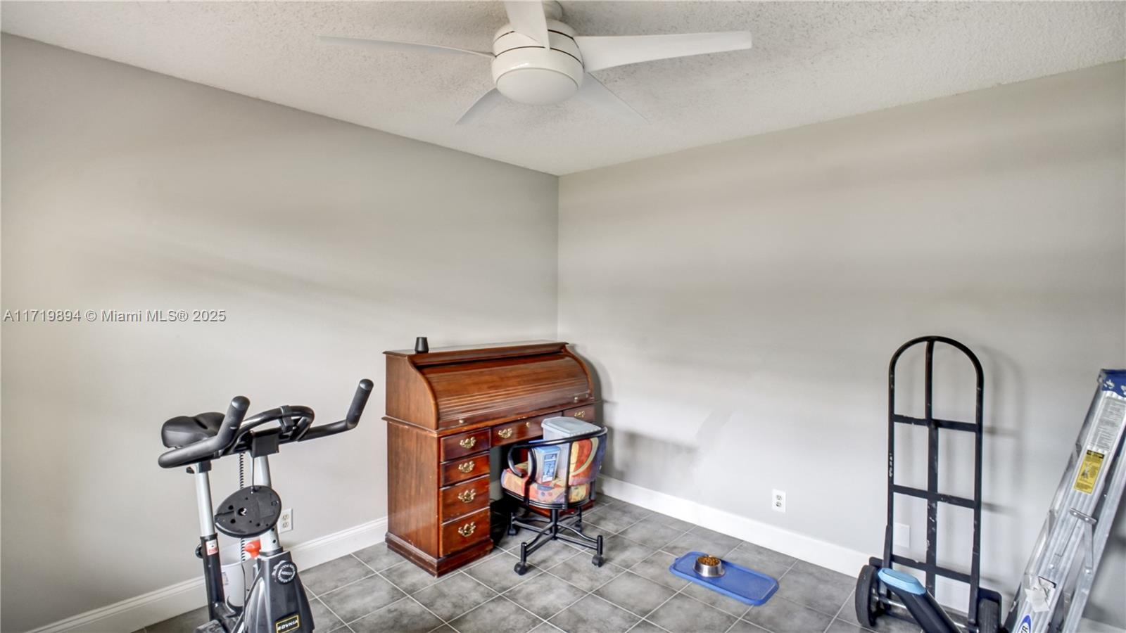 SAXON WOODS NORTH CONDO - Residential
