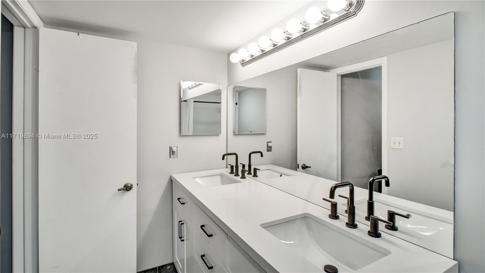 SAXON WOODS NORTH CONDO - Residential