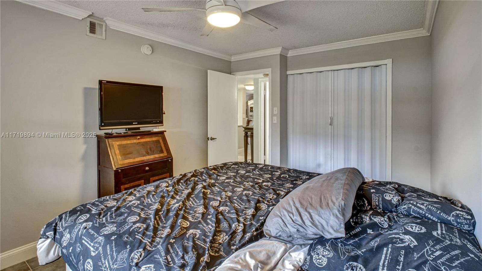 SAXON WOODS NORTH CONDO - Residential