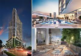 Canvas Condo Miami. Pets welcome! Moving in with the first month of rent and security deposit of $600. This building is located at the District of Art and Entertainment at just blocks of theaters, Miami Airlines Arena, restaurants, UM and Jackson Memorial School of Medicine, Miami International Airport, and more. Super gym with view to the city, sauna, a volleyball/squash court, children playroom, meditation/yoga room, massage rooms, movie theater room to enjoy with your friends, party room with an open terrace for your family reunions or parties (all included in your rent) two pools and spa, valet parking for your guests, 2 parking spots, two pets allowed. Your rent includes water, hot water, trash, basic cable, basic internet. In Miami, this is a must-see building!!. You will love it!