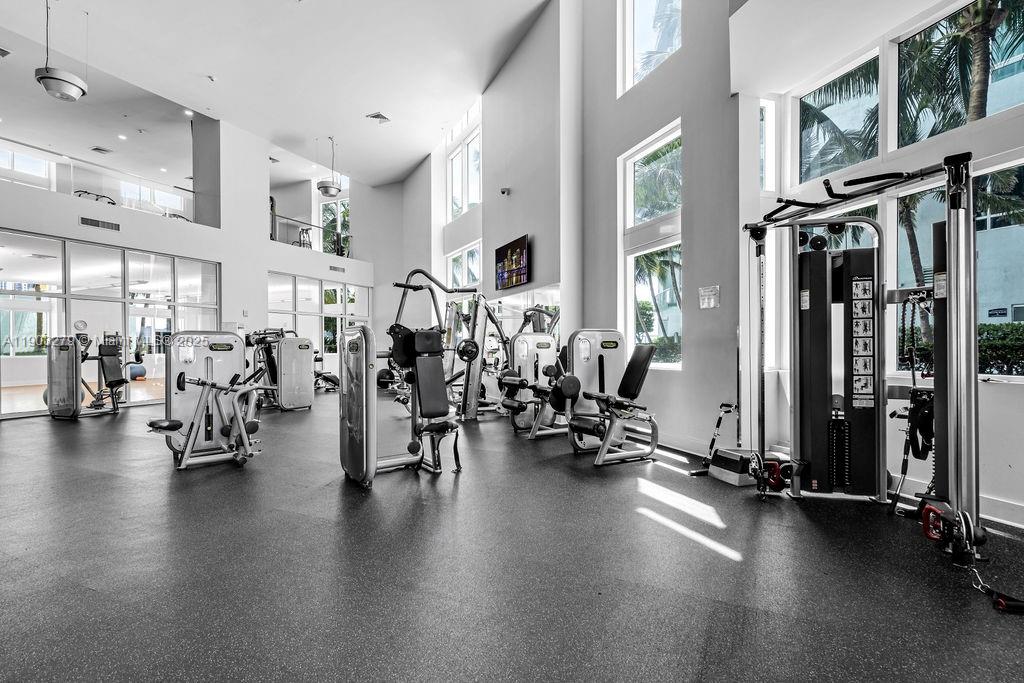 QUANTUM ON THE BAY CONDO - Residential