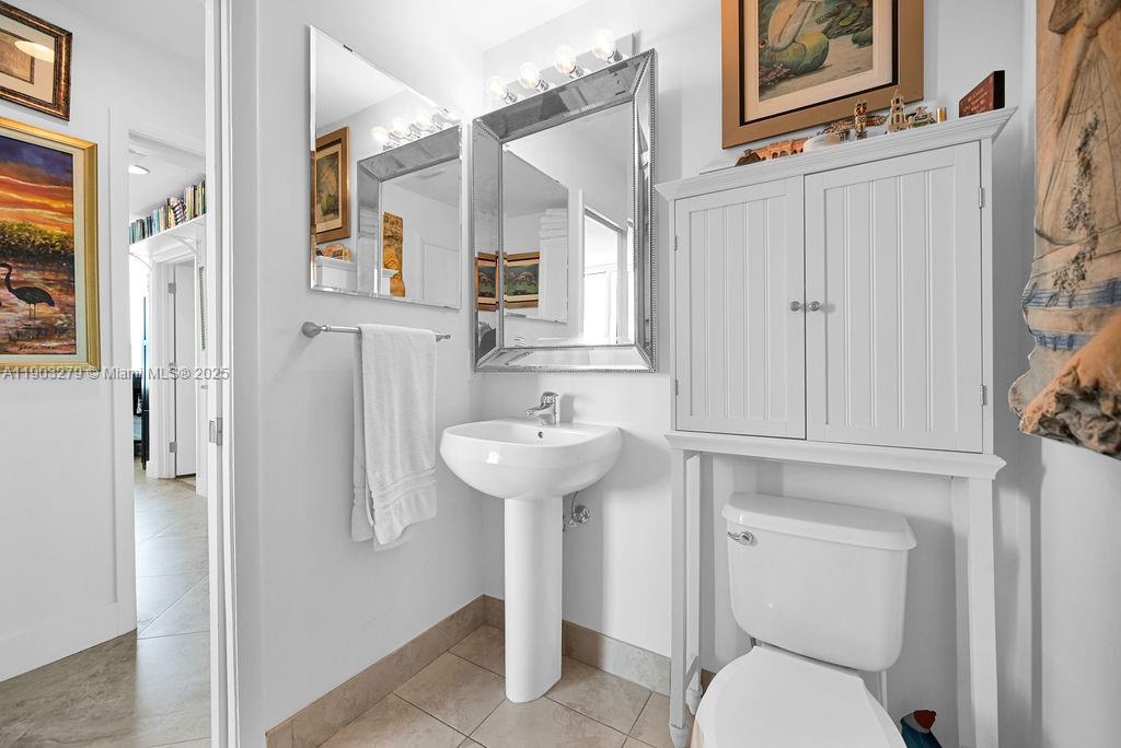 QUANTUM ON THE BAY CONDO - Residential
