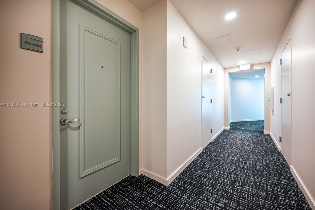 QUANTUM ON THE BAY CONDO - Residential