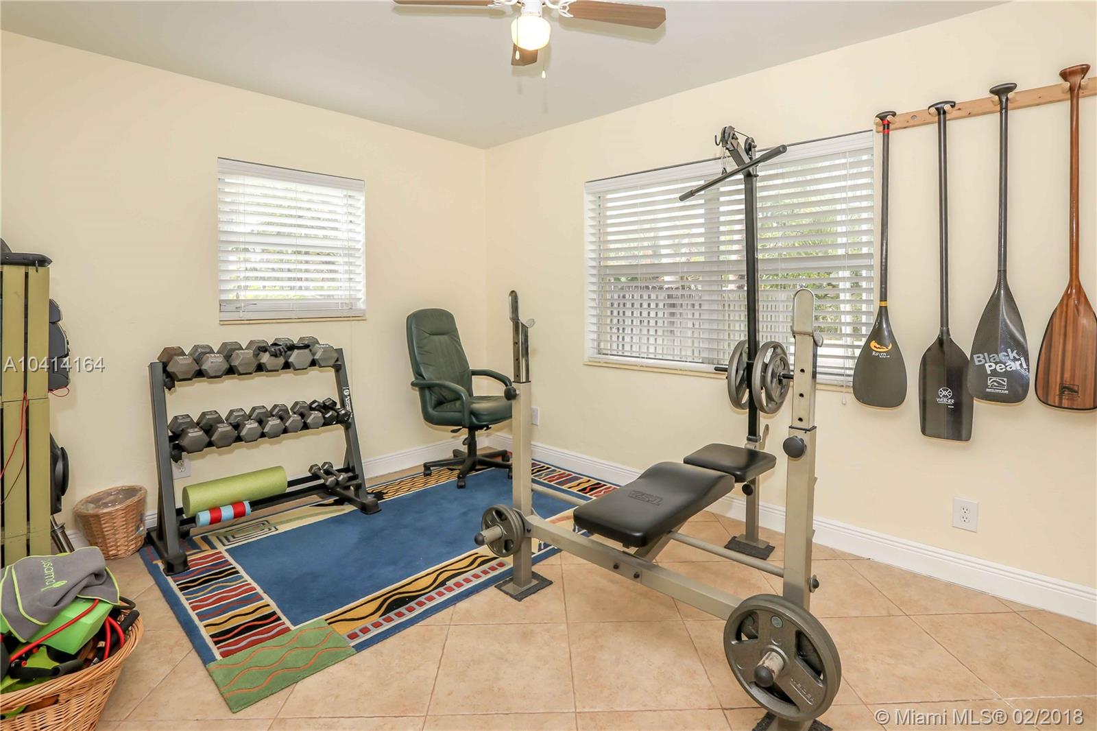 HOLLYWOOD LAKES SEC - Residential