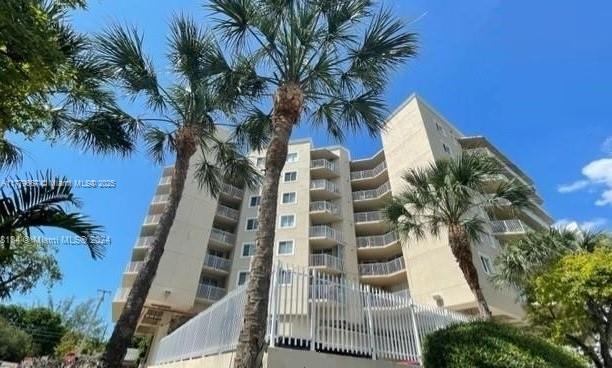 102 SW 6th Ave 701, Miami, FL, 33130/$280,000 1 102 SW 6th Ave 701