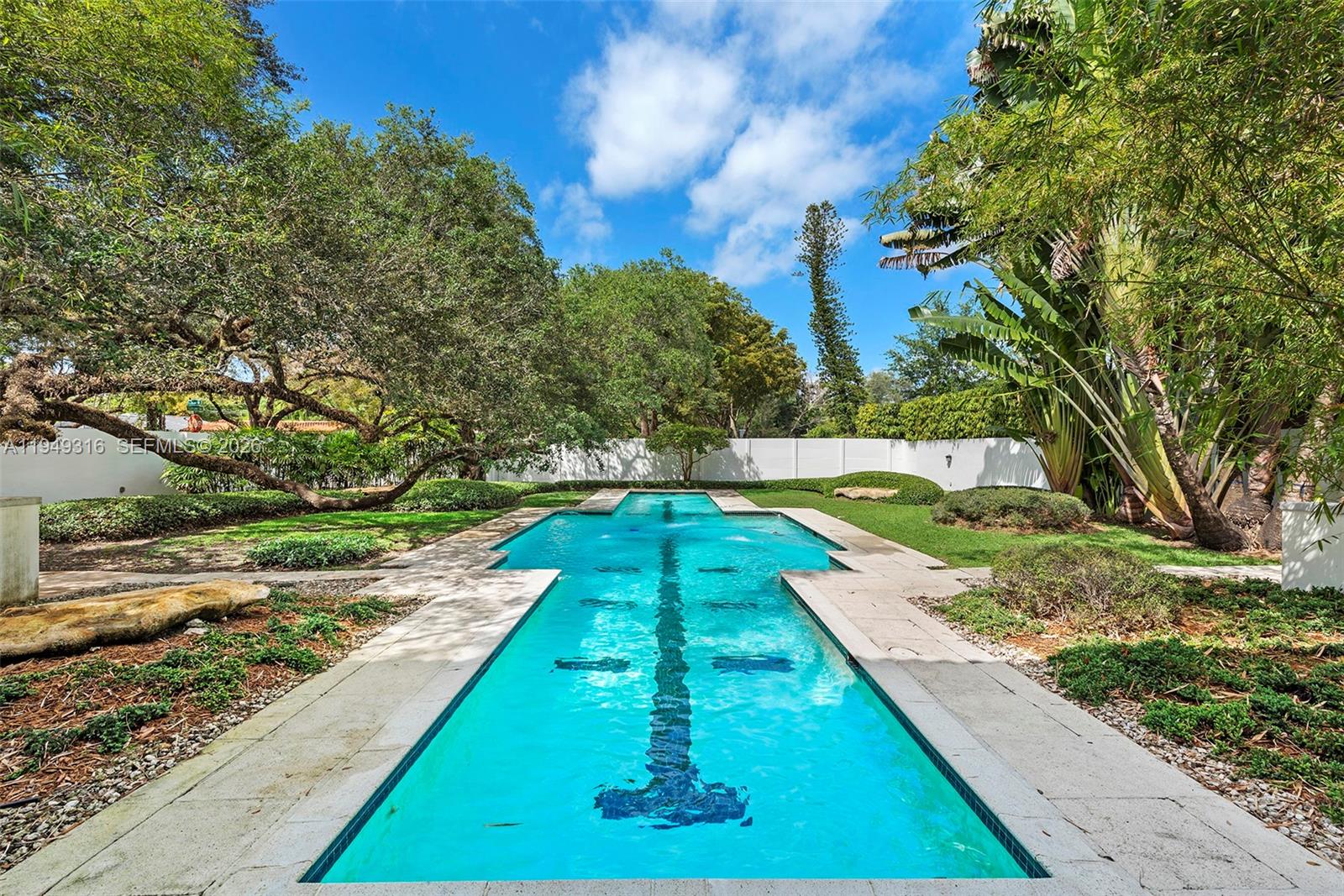 SUNSHINE VISTAS - Residential