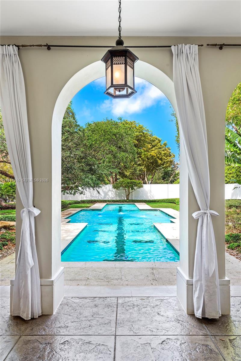 SUNSHINE VISTAS - Residential