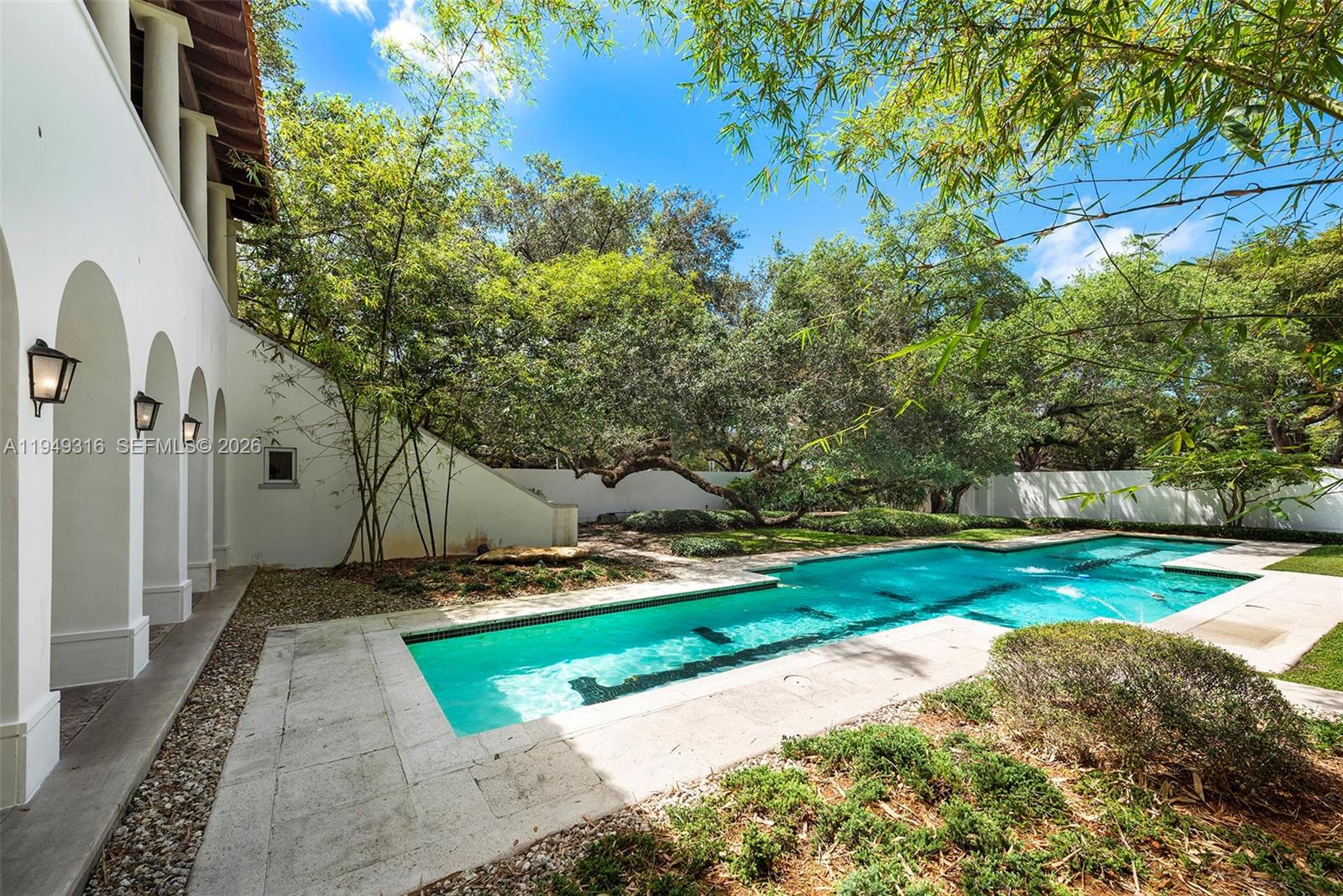 SUNSHINE VISTAS - Residential