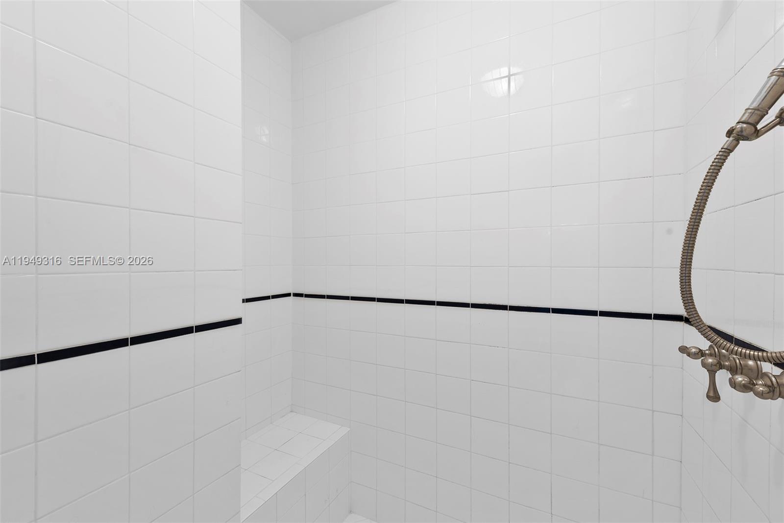 SUNSHINE VISTAS - Residential