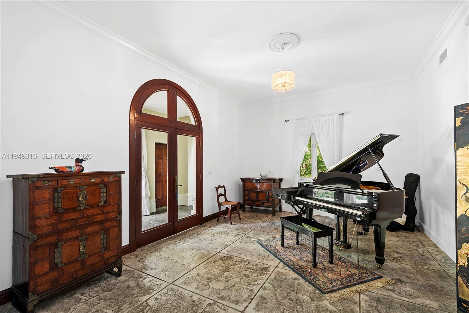 SUNSHINE VISTAS - Residential