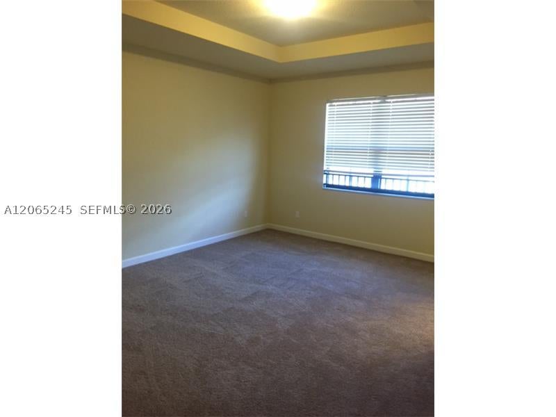 8444 Lakeview Trl