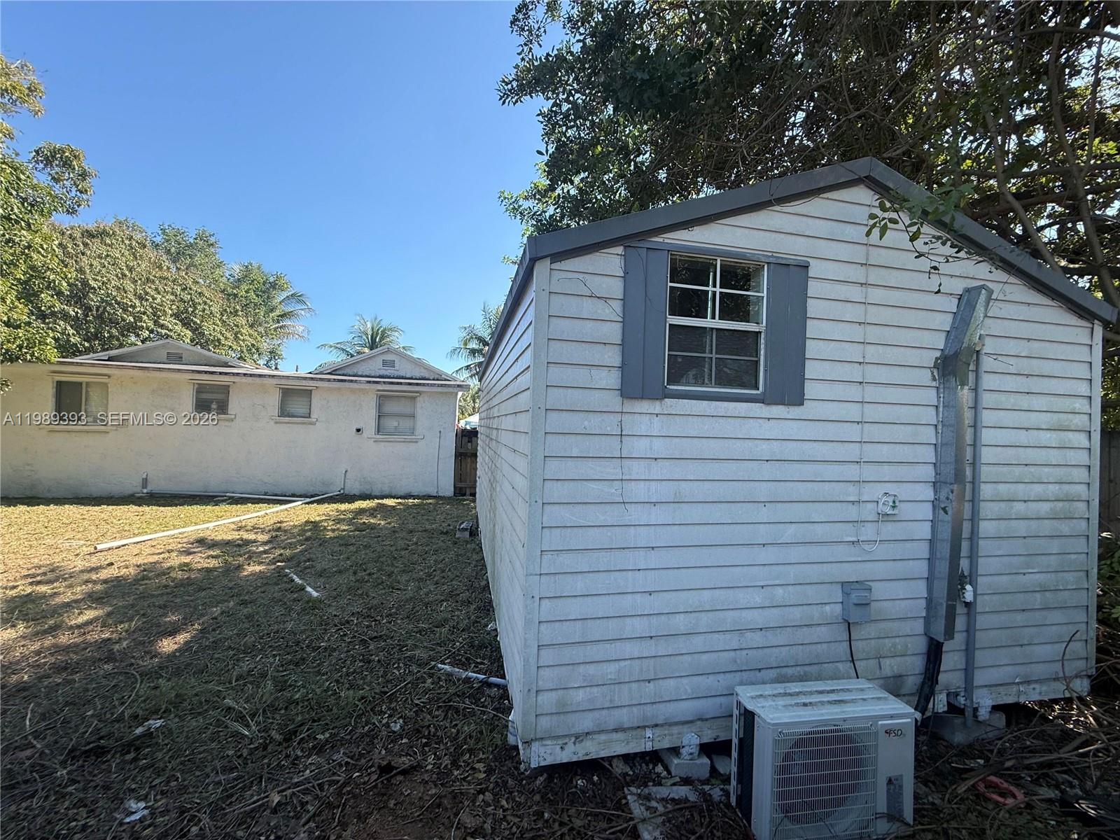 WEST PERRINE ADDN - Residential Income