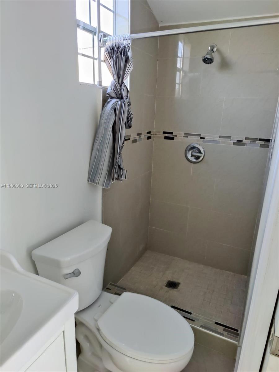 WEST PERRINE ADDN - Residential Income