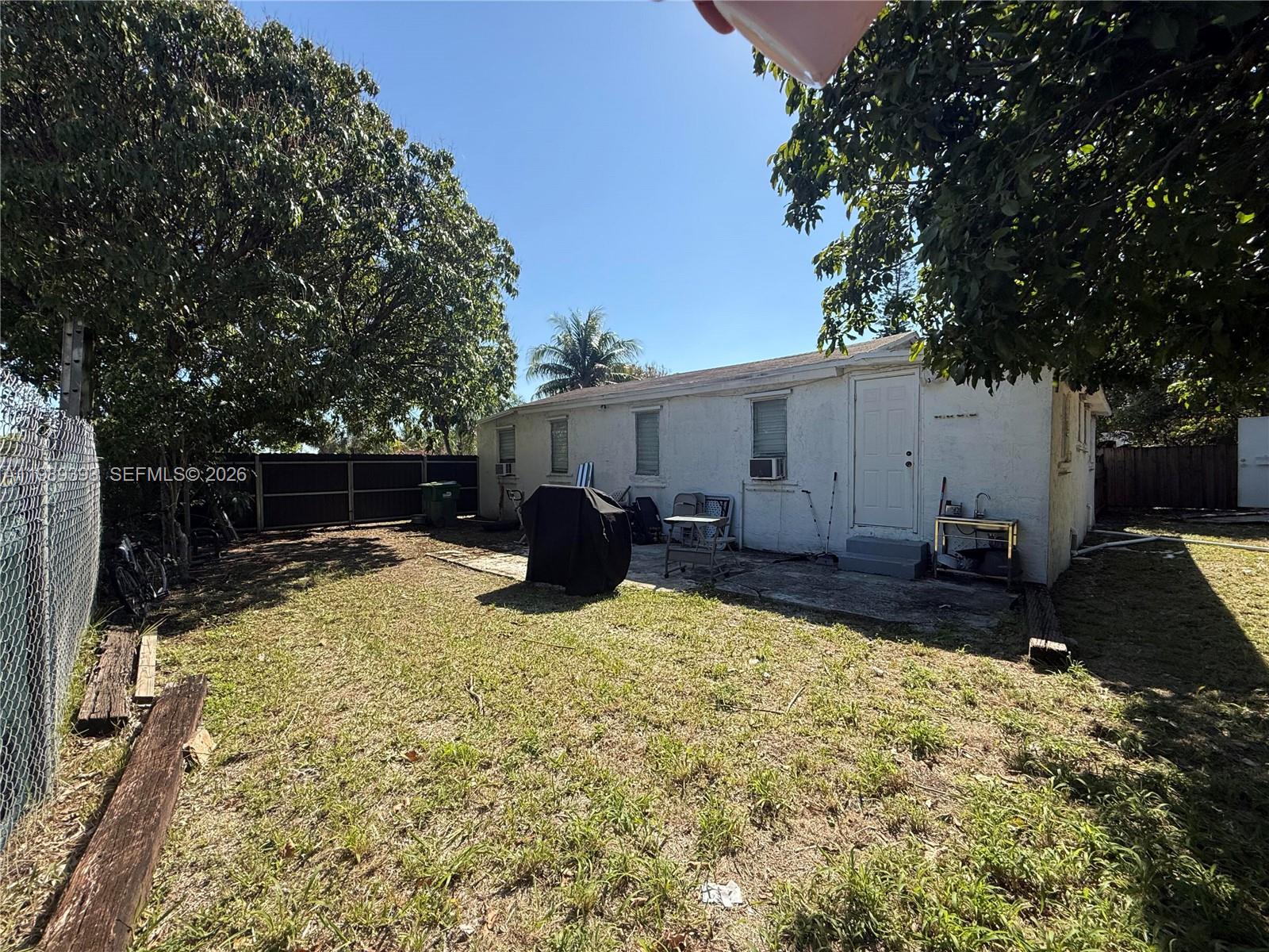 WEST PERRINE ADDN - Residential Income