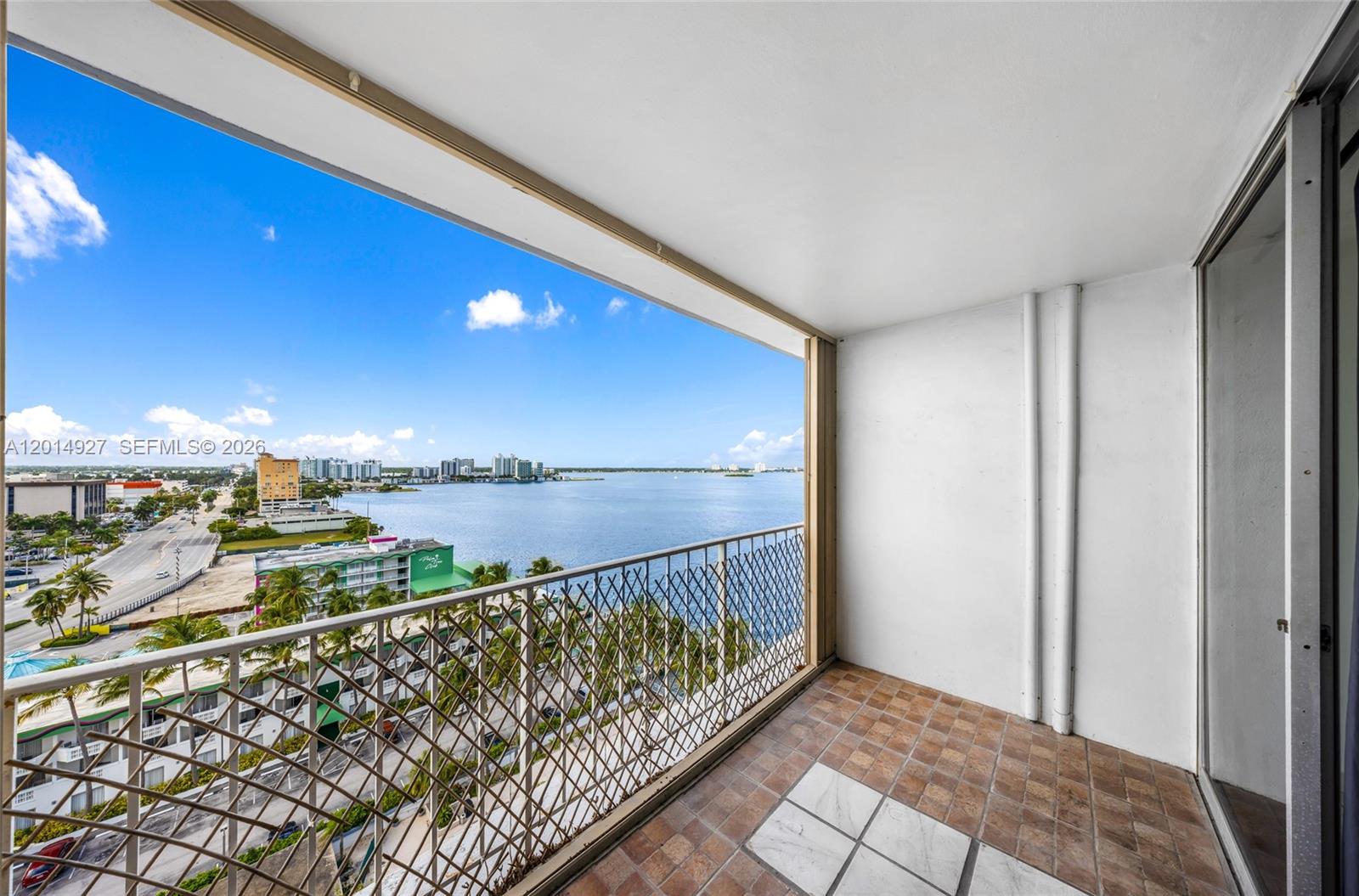 KENNEDY HOUSE CONDO - Residential