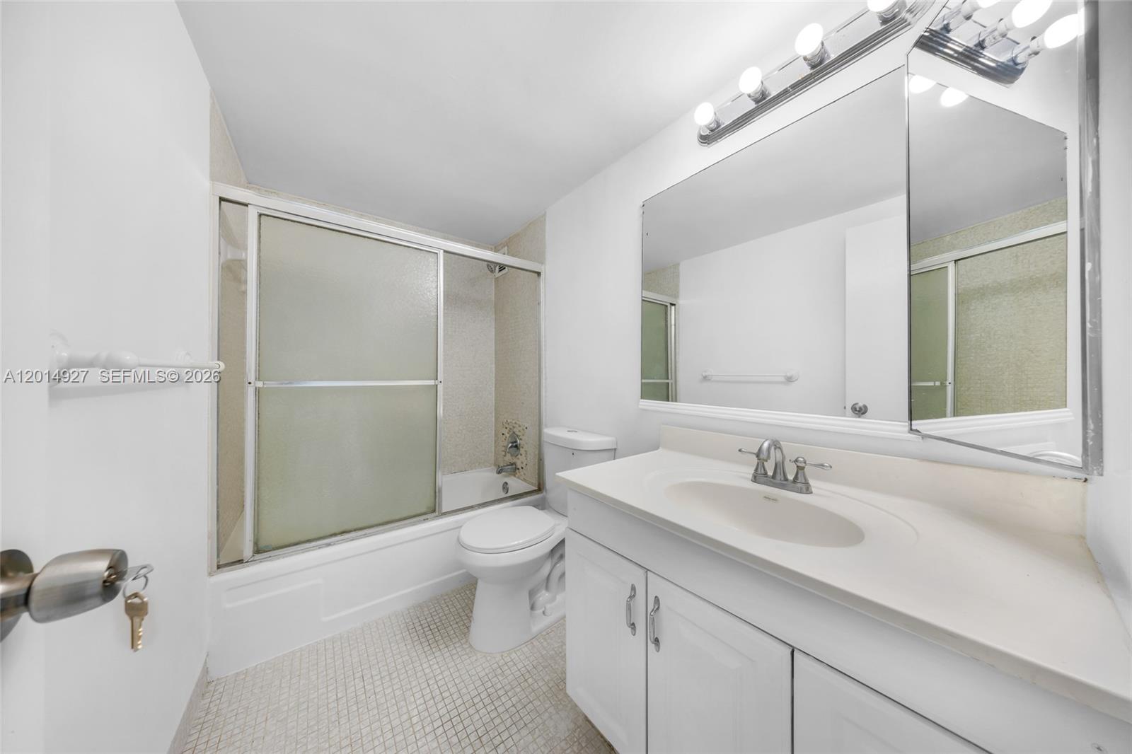 KENNEDY HOUSE CONDO - Residential