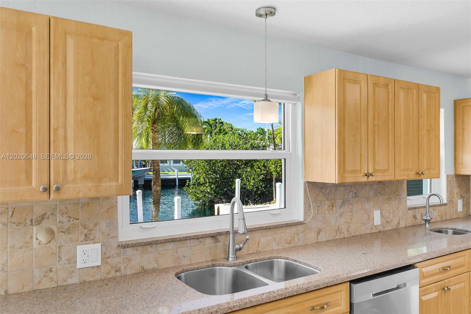 PLANTATION KEY COLONY - Residential