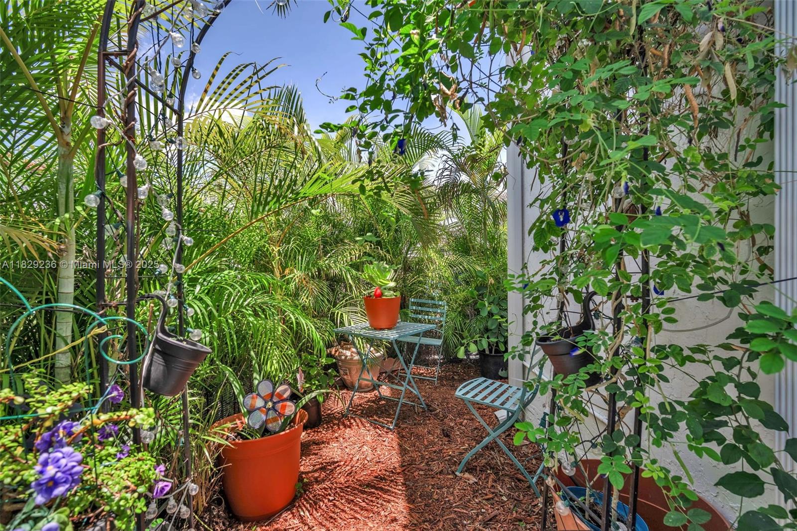 VILLA VENEZIA CONDO PH VI - Residential