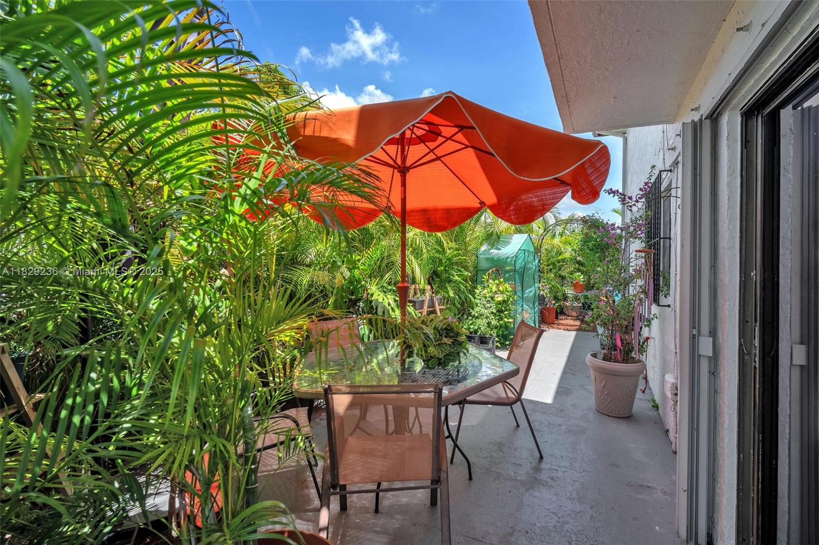 VILLA VENEZIA CONDO PH VI - Residential