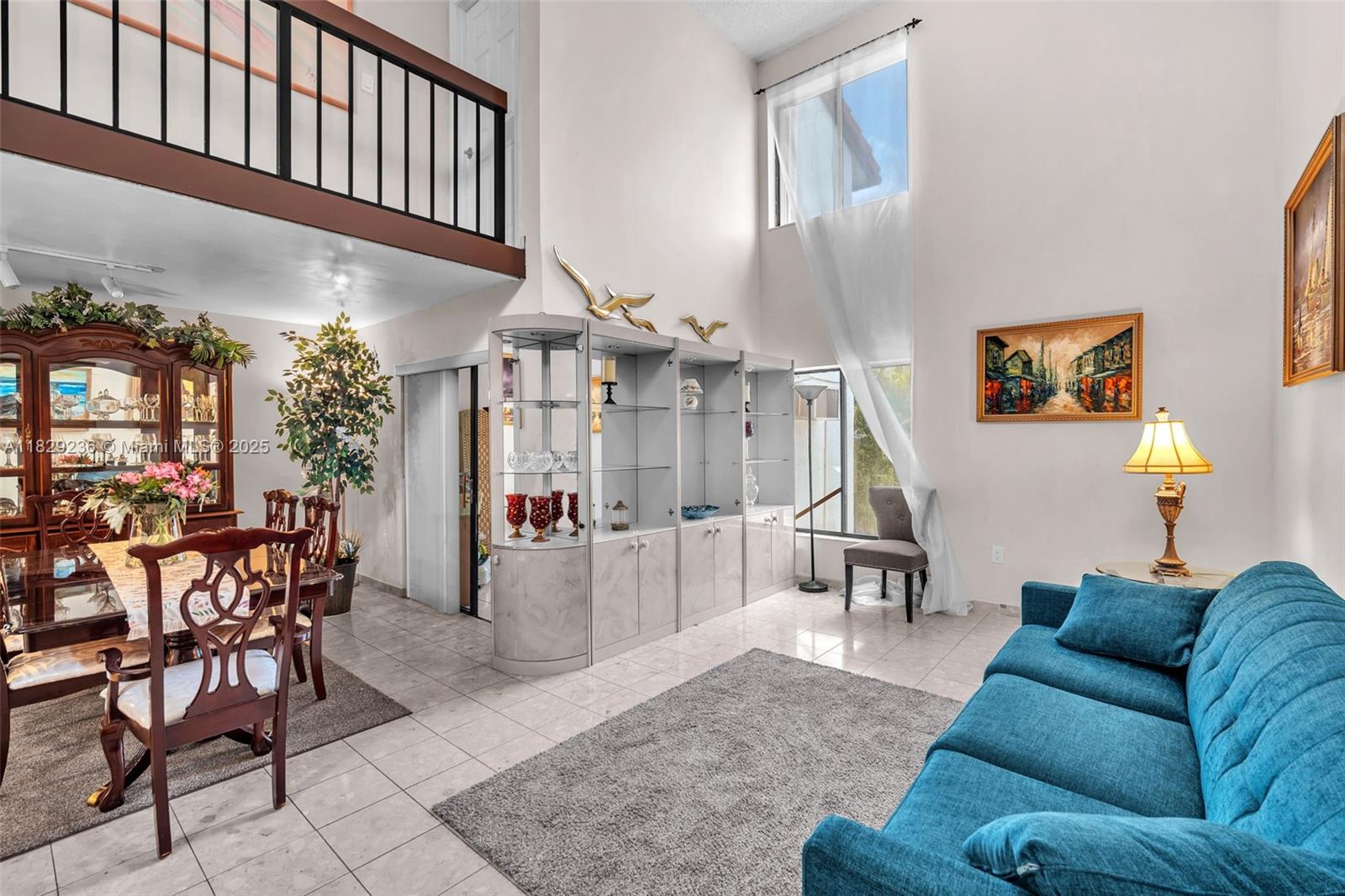 VILLA VENEZIA CONDO PH VI - Residential