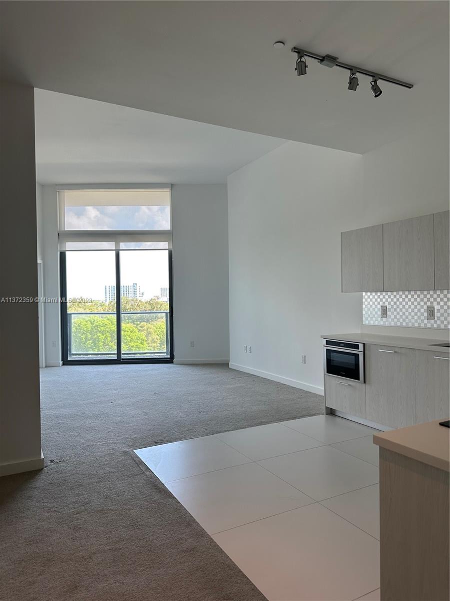 PARAISO BAYVIEWS CONDO - Residential Lease