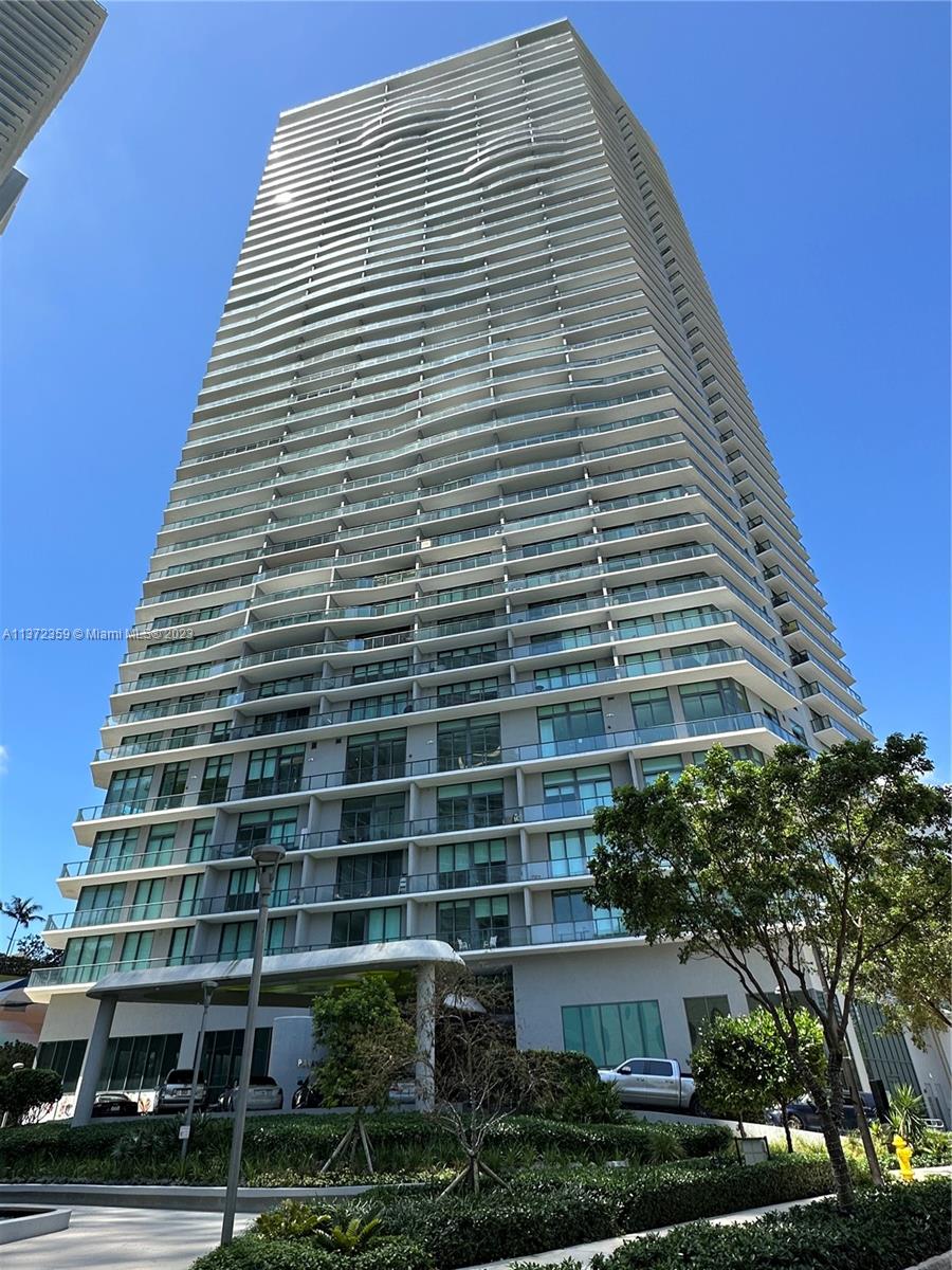PARAISO BAYVIEWS CONDO - Residential Lease