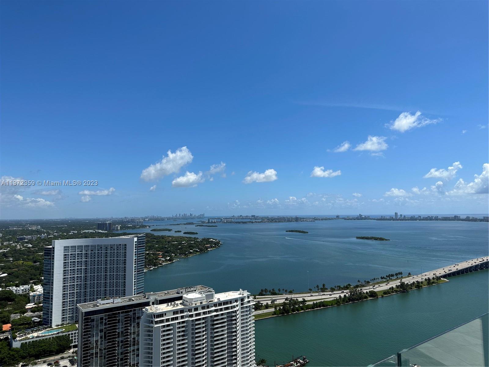 PARAISO BAYVIEWS CONDO - Residential Lease