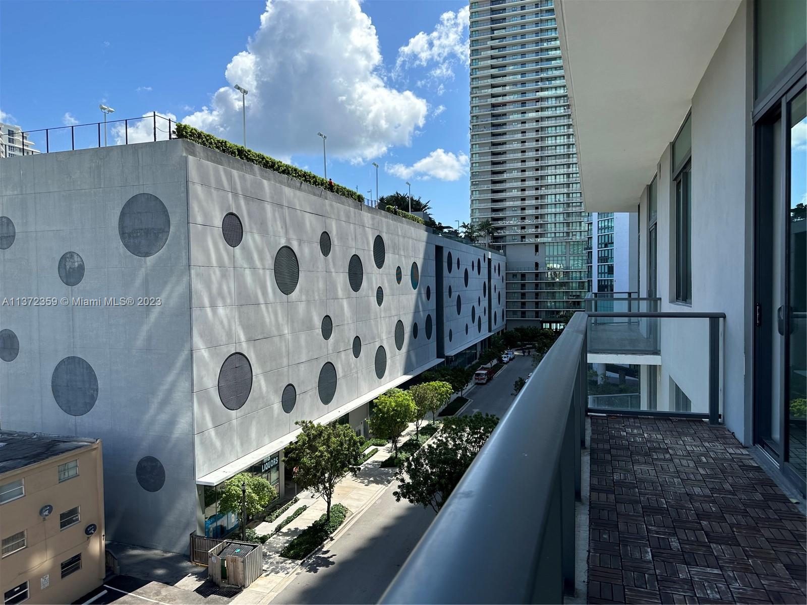 PARAISO BAYVIEWS CONDO - Residential Lease