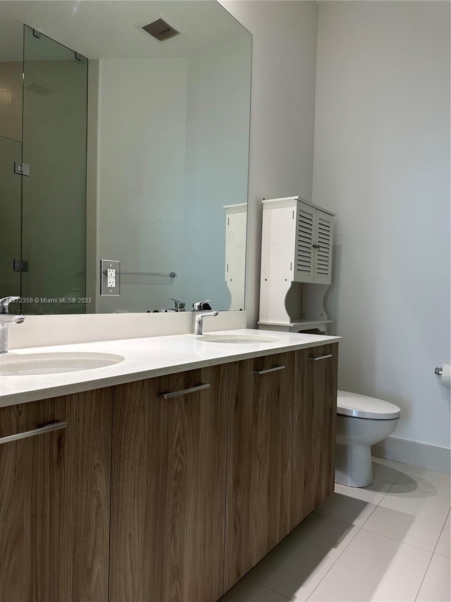 PARAISO BAYVIEWS CONDO - Residential Lease