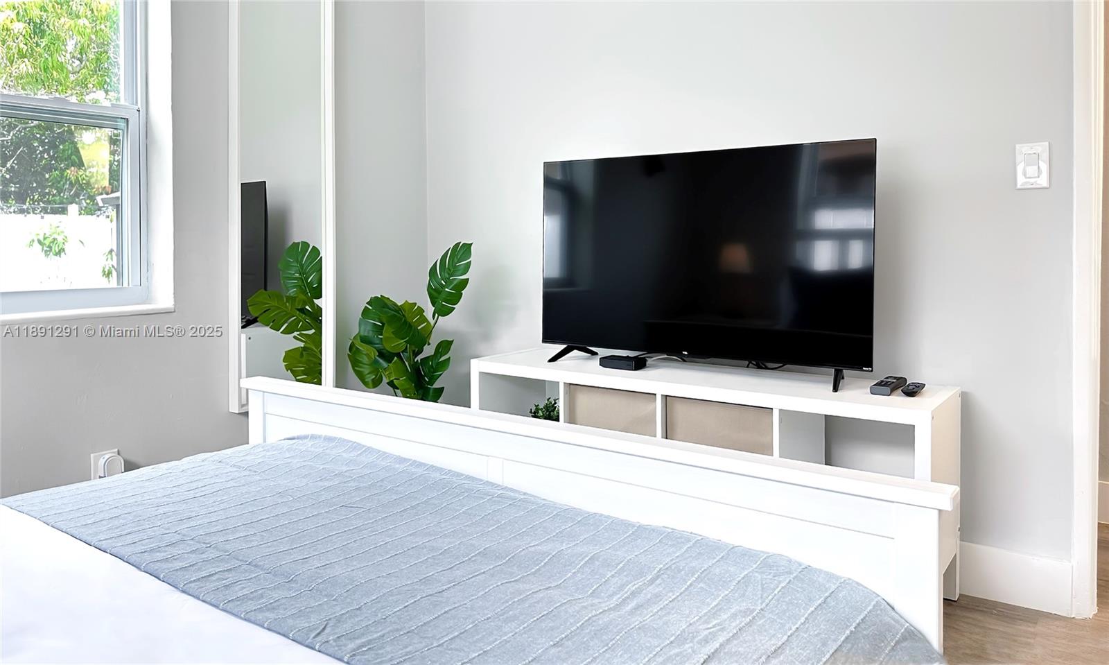 Hallandale - Residential Lease