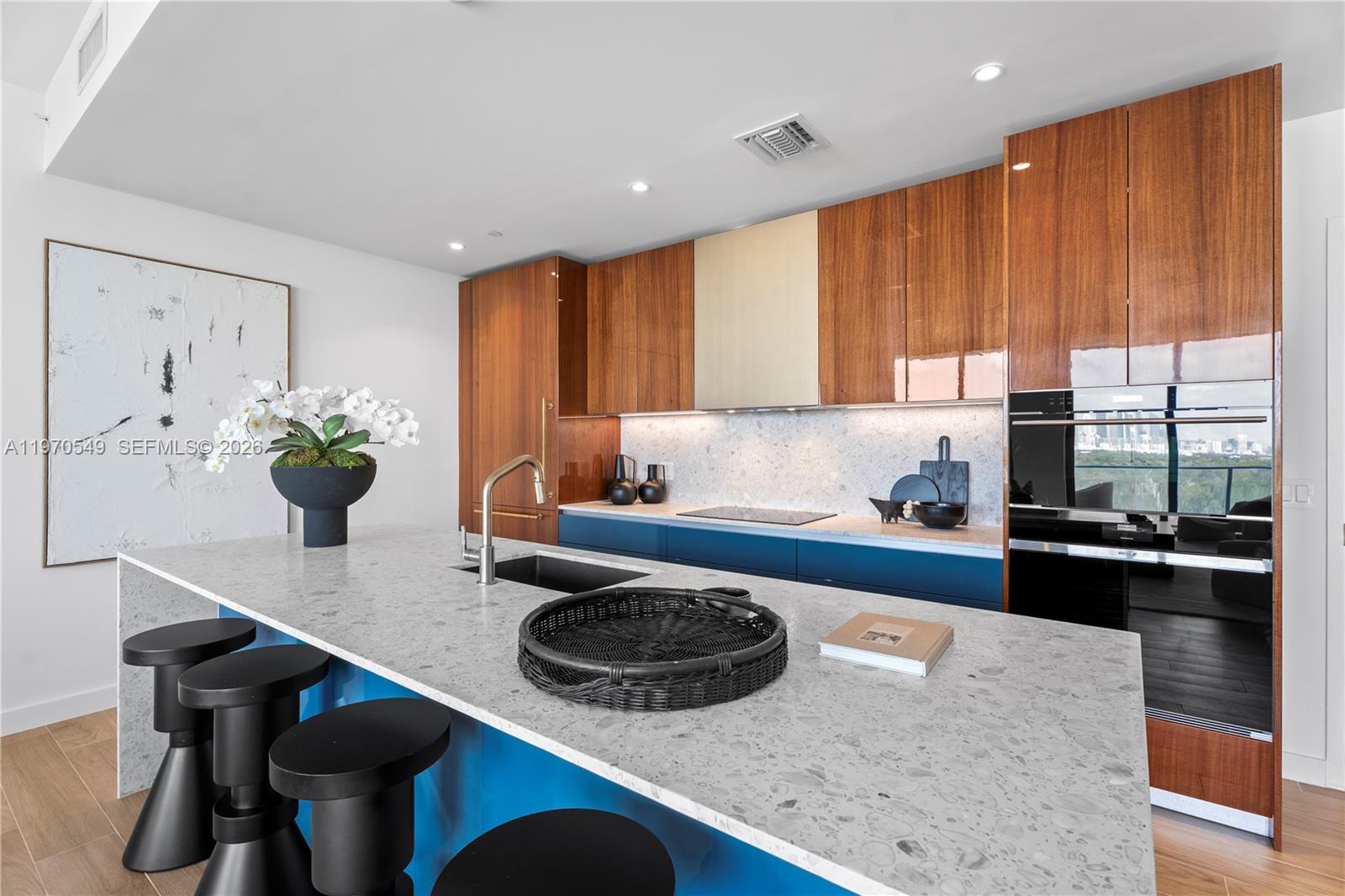 Mr C Residence Coconut - Residential